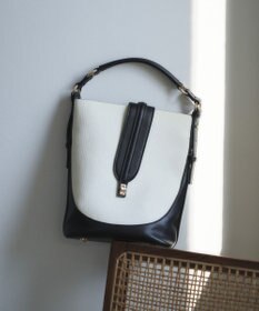 YECCA VECCA ポーチインショルダーバッグ