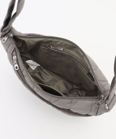 Y'SACCS バイアスキルトショルダー