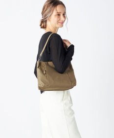 LA BAGAGERIE 多収納ナイロン2WAYショルダー