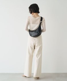 russet ＜ブランド人気No.1ショルダー＞ソフトレザーラウンドショルダーバッグ(CE-1326-WEB)