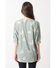 DAKS ボタニカルプリント七分袖プルオーバー