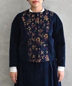 muuc 〈遠州織物の工場で織られたコットンコーデュロイ生地〉花刺繍ノーカラージャケット（セットアップ可能）
