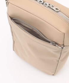 Y'SACCS 小西真奈美×Y'SACCS コンビスクエアショルダーバッグ