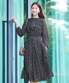 Tiaclasse 【新色追加・洗える】花柄フリルドレープワンピース