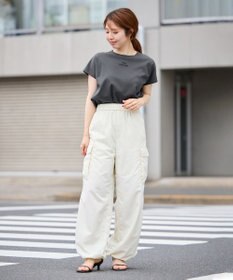 UNFILO L BEAUTY FORM ロゴ刺繍フレンチスリーブTシャツ