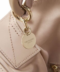 TOPKAPI 【TREASURE TOPKAPI】キルティング アクリルチェーン付 トート バッグ