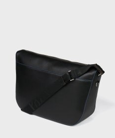 Paul Smith ロゴエンボス ショルダーバッグ