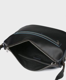 Paul Smith ロゴエンボス ショルダーバッグ