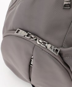 Y'SACCS 【Y’SACCS vous et】フロントファスナークロスボディバッグ