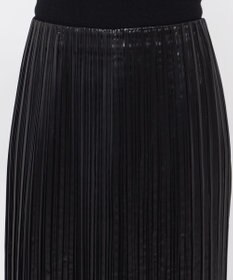 uncrave レザー ライク サテン プリーツスカート（uncrave WHITE）