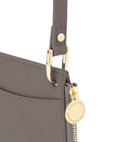 23区 レザー モバイル ポーチ