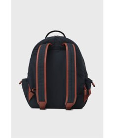 DAKS 軽量ナイロン×レザー ハウスチェックディテール PC収納バックパック