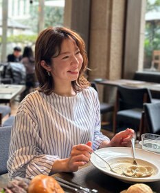 UNFILO 【洗える/吸水速乾】イージーケア キャンディスリーブ ブラウス