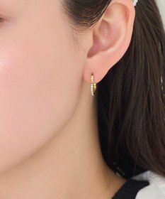 Phoebe 【金属アレルギー対応】ワンタッチライナーハートビジューフープピアス　ゴールド