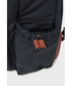 DAKS 軽量ナイロン×レザー ハウスチェックディテール PC収納バックパック