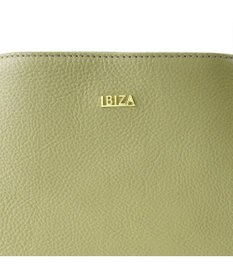 IBIZA イニシオ　牛革　ショルダーバッグ