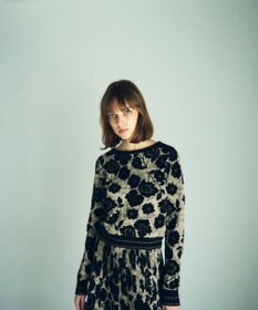 GRACE CONTINENTAL フローラルラメニットトップ