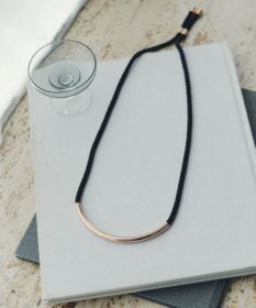 YECCA VECCA アーチラインコードネックレス