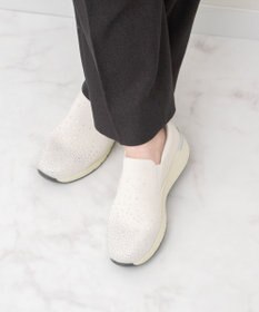 Bridget Birkin 【Round About】ラインストーンアクセントスリッポンスニーカー