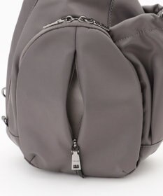 Y'SACCS 【Y’SACCS vous et】フロントファスナークロスボディバッグ