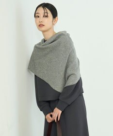 UNFILO 【WEB/一部店舗限定】ふわふわニット 三角ストール