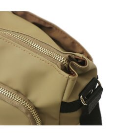 Regalo Felice 【軽量 / お財布機能付き / 防水】ショルダー / REGALO