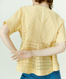 組曲 【WEB限定カラーあり】エンブロイダリーレース ペプラムブラウス