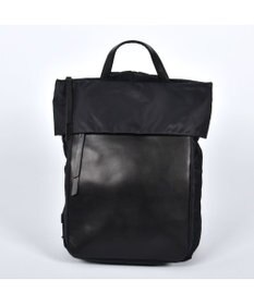 Y'SACCS リサイクルナイロン×カウレザー ラップリュック