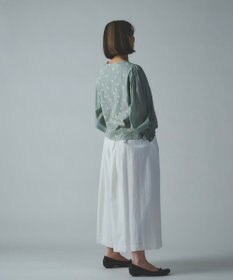 muuc 【手刺繍のような刺繍が美しい】ハイドランジア ブラウス