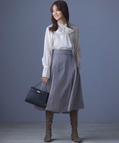 組曲 ベルトデザインスクエアショルダーバッグ