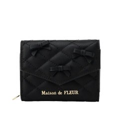 Maison de FLEUR ロンバスキルトリボンウォレット