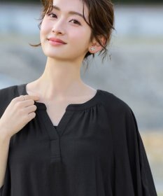 Tiaclasse リネンライクスラブ スキッパー襟ブラウス