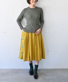 muuc 〈コットン×リネン〉〈高品質なドライタッチ生地〉〈遠州織物の工場で織られた上質な生地〉野小花刺繍 ウエスト後ろゴムあり 裏地あり ギャザースカート