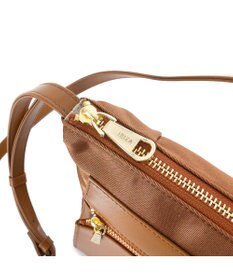 IBIZA コモド　オペラナイロン/牛革　ショルダーバッグ