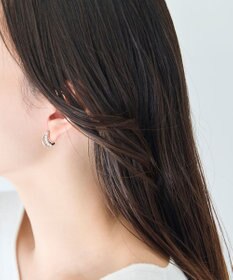 Phoebe 〈痛くないシリーズ/アレルギー対応〉プチパールダブルフープライトフィットイヤリング　シルバー