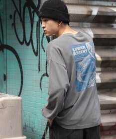 WEGO 【ユニセックス着用ITEM】ピグメントグラフィックT（LS）