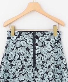 組曲 【組曲×setsuko sagittaire】バイカラーフラワープリント フレアスカート