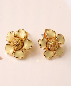 Tiaclasse カラーフラワーピアス