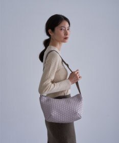 MIYABIYA LAQUOH【撥水加工】篭目柄エンボスボンディングショルダー