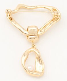 ICB 【CLASSY.1月号掲載】ウェーブブローチ