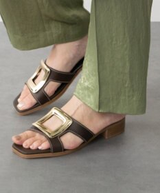 INTER-CHAUSSURES 【Oh my Sandals】メタルバックルローヒールミュールサンダル