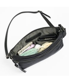 ACE BAGS & LUGGAGE W&.Day/Night キルッコ フラットショルダー 19141 ダブルアンドデイナイト