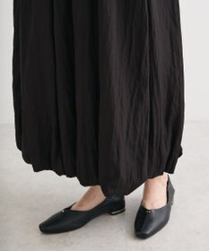 Green Parks 微光沢サテンバルーンスカート