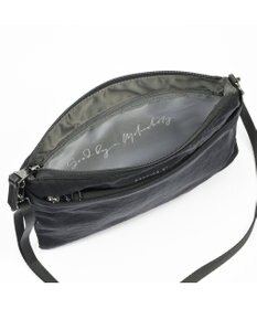 ACE BAGS & LUGGAGE W&.Day/Night キルッコ フラットショルダー 19141 ダブルアンドデイナイト