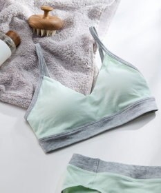 une nana cool 綿ベア天竺 カラーブロッキング ノンワイヤーブラジャー