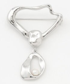 ICB 【CLASSY.1月号掲載】ウェーブブローチ