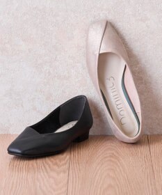 Dominic3 アシメカット パンプス