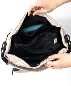 FOLNA RD ブリザテックナイロン 3WAYショルダーバッグ