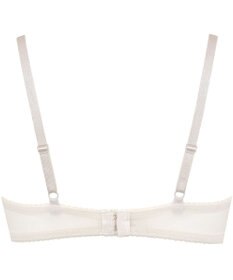 WACOAL 【ファーストリボンブラ】 ブラジャー 【若い世代の体型特徴を考えた設計仕様】 きれいな谷間をメイクしてキープ まるみのあるシルエット レディース BRB409 /ワコール