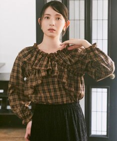 earth music&ecology フリルオフショルブラウス